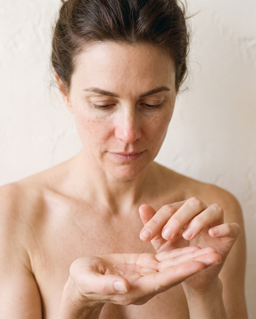 Serum dispensed into the palm
